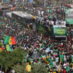 CAN 2025 : Des dizaines de milliers de Sénégalais célèbrent les Lions de la Teranga, Arsenal se qualifie pour les 8es de finale de la Ligue des champions.