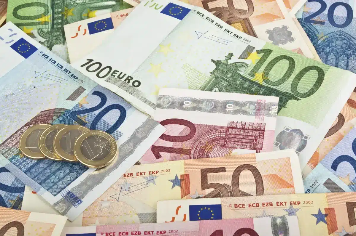 Épargne : une nouvelle taxe qui repousse les investisseurs, mais attire les retraités