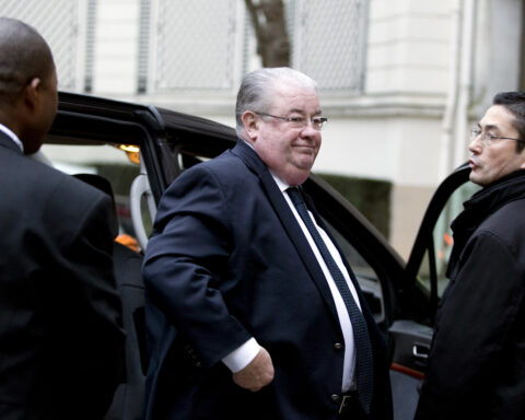 Fin des privilèges à vie pour les anciens ministres : 24 chauffeurs et policiers supprimés