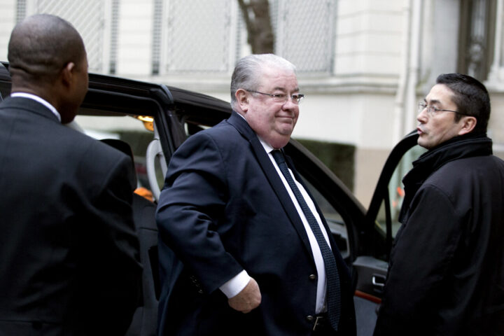 Fin des privilèges à vie pour les anciens ministres : 24 chauffeurs et policiers supprimés