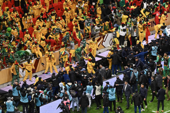 Finale de la CAN : le Sénégal prévoit de faire appel suite aux sanctions imposées par la CAF, Ligue Europa : Lyon termine en tête, Lille se qualifie.