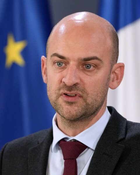 La France soutient l'intégration de la Serbie à l'Union européenne depuis Belgrade