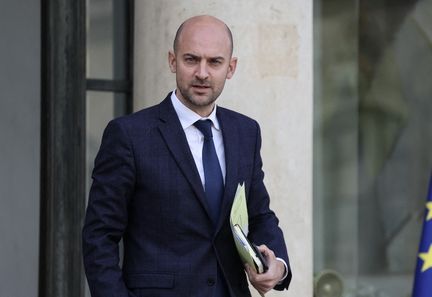 La prudence de la France sur les sanctions contre les Gardiens de la Révolution iranienne face aux manifestations meurtrières