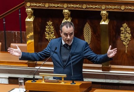 Le gouvernement de Sébastien Lecornu confronté à deux motions de censure, il se dit "plutôt confiant"