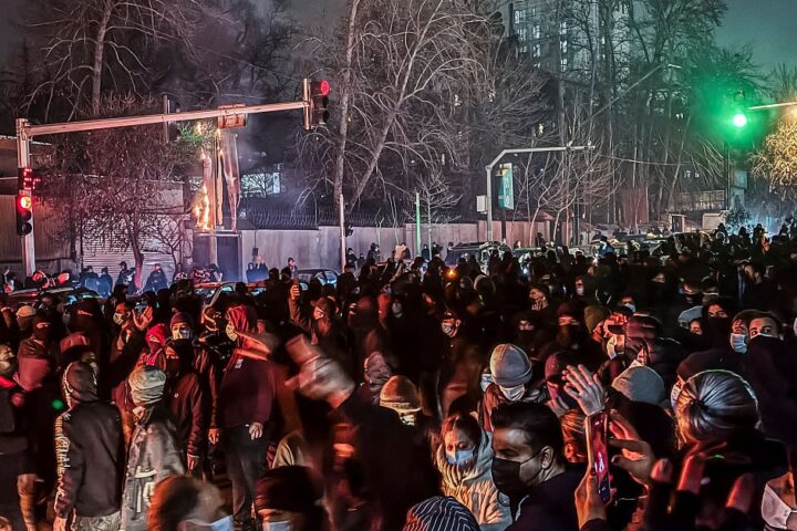 Le nombre de morts en Iran pourrait déjà atteindre des milliers