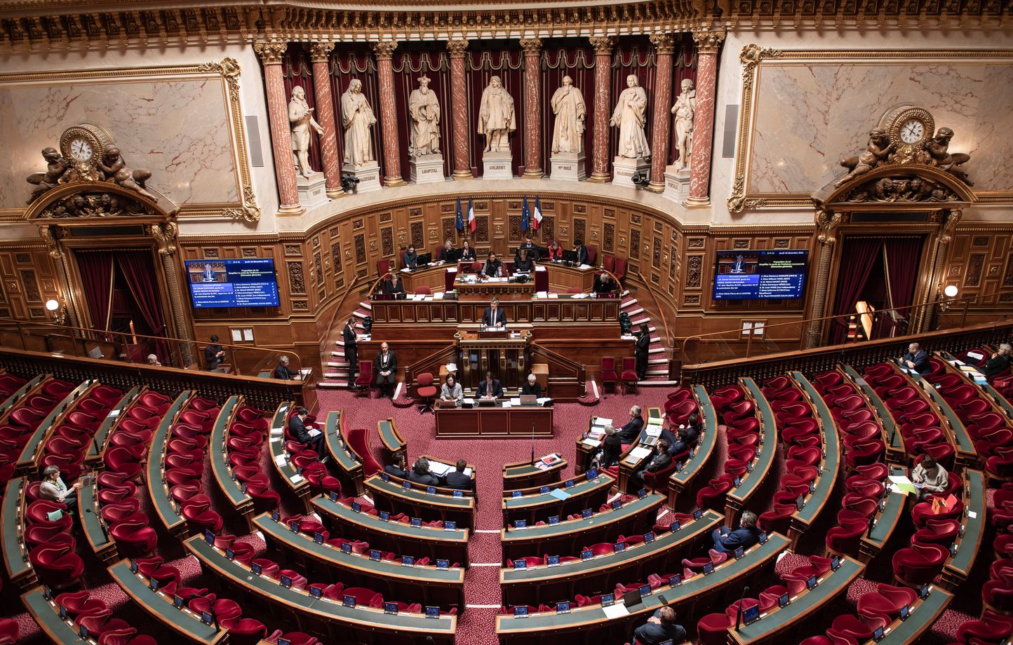 Le Sénat supprime le droit à l’aide à mourir en faveur d'une assistance médicale restrictive