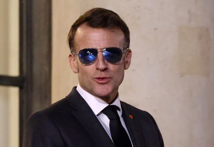 Le syndicat des lunetiers du Jura dénonce une tromperie sur les lunettes de soleil d'Emmanuel Macron