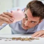 L'épargne des Français atteint un niveau historique, dépassant presque la dette publique.