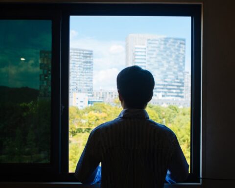 Les jeunes adultes en Chine choisissent de vivre seuls dans une société en mutation