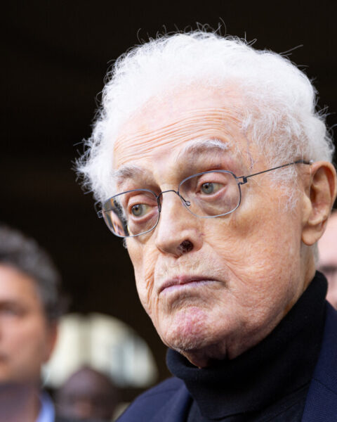 Lionel Jospin annonce avoir subi une opération sérieuse et est en convalescence
