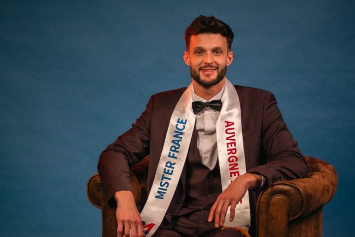 Maxence Brovillé, ancien tennisman, élu Mister France 2026 lors de la finale à Rueil-Malmaison