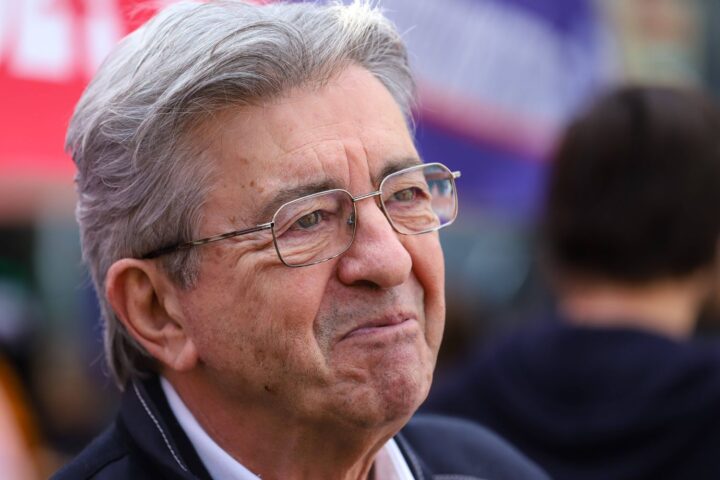 Mélenchon appelle à rétablir les relations avec la Russie et à relancer les gazoducs Nord Stream