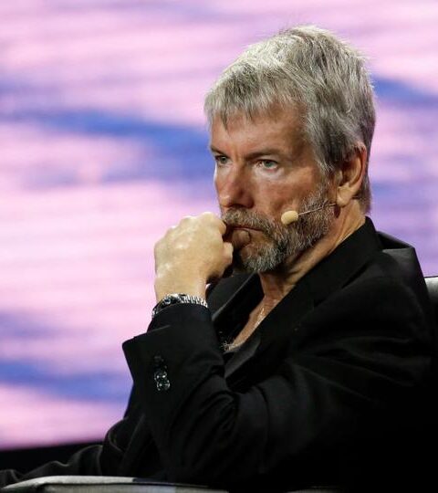 Michael Saylor voit sa stratégie soutenue par MSCI, mais les analystes préviennent que la bataille n'est pas terminée