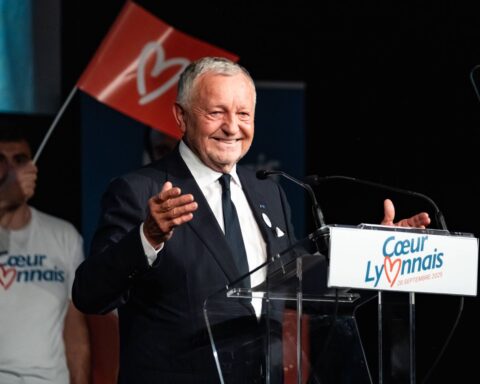 Municipales 2026 à Lyon : Jean-Michel Aulas propose la gratuité des cantines et un plan contre l'immigration illégale