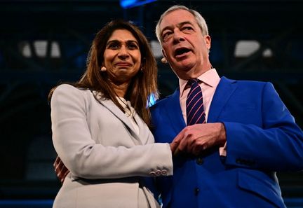 Nigel Farage renforce son parti Reform UK avec l'appui d'ex-députés conservateurs au Royaume-Uni