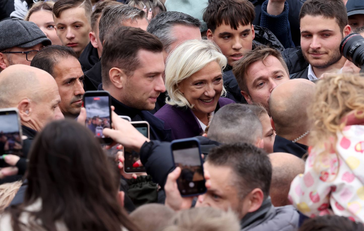 Sondage : 42 % des Français approuvent les idées du Rassemblement national