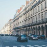 Stationnement à Paris : une hausse des tarifs qui impacte l'économie urbaine.