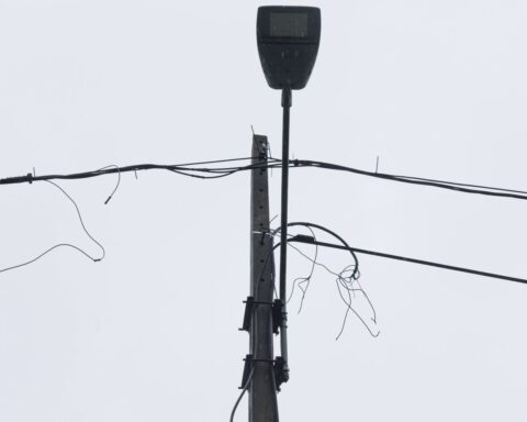 Tempête Goretti : 95 000 foyers toujours privés d’électricité en France samedi matin