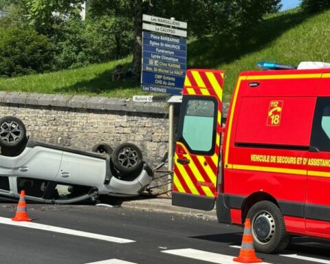 Un accident de voiture à Salins-les-Bains fait deux passagers indemnes