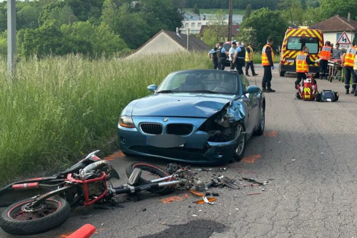Un adolescent de 17 ans gravement blessé dans un choc frontal à Ornans