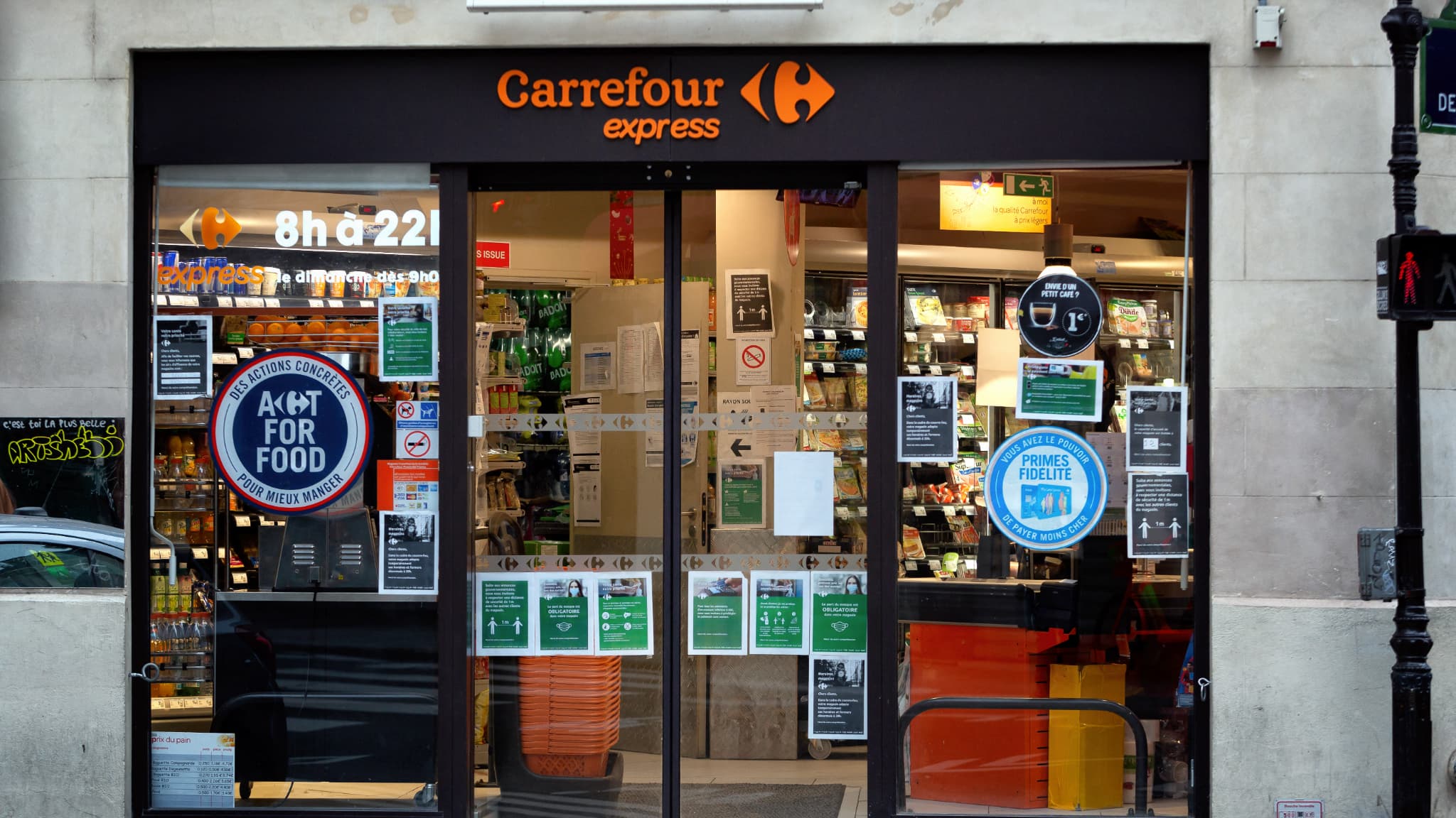 Un magasin Carrefour à Arcachon offre 20% de remise pour les paiements en bitcoin