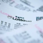 Un mathématicien remporte 14 fois le Loto : la stratégie secrète qui inquiète les autorités.