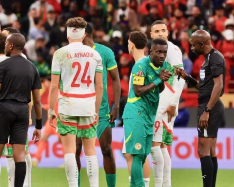 VAR, Sénégalais dans les vestiaires et supporters en colère : le tournant dramatique de la finale de la CAN 2025.