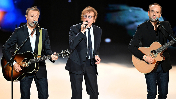 Alain Souchon enchante le public à la Salle Pleyel avec une performance tendre et nostalgique