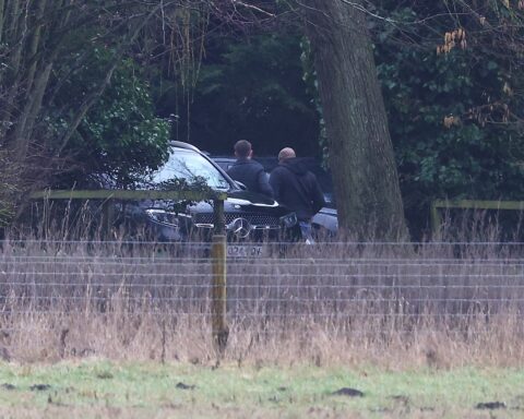 Andrew Mountbatten-Windsor arrêté pour soupçons de comportement inapproprié en public