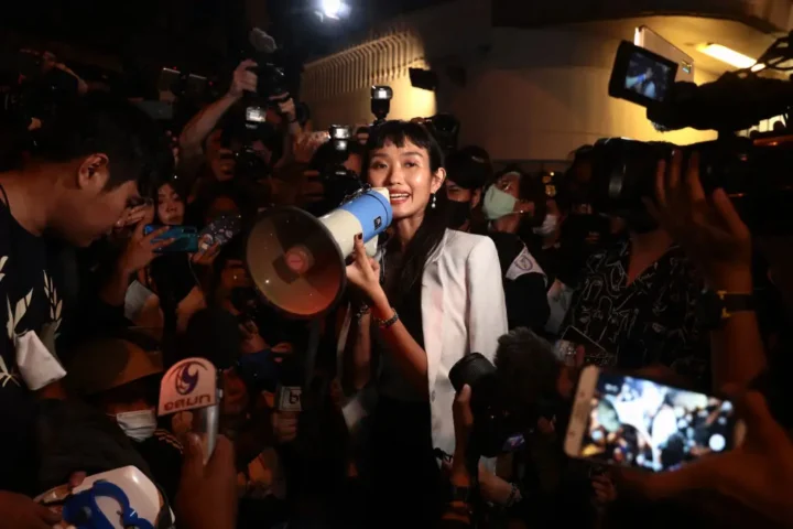 Article 112 et les élections thaïlandaises : le défi démocratique en jeu