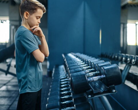 Comment gérer un adolescent obsédé par la musculation ?