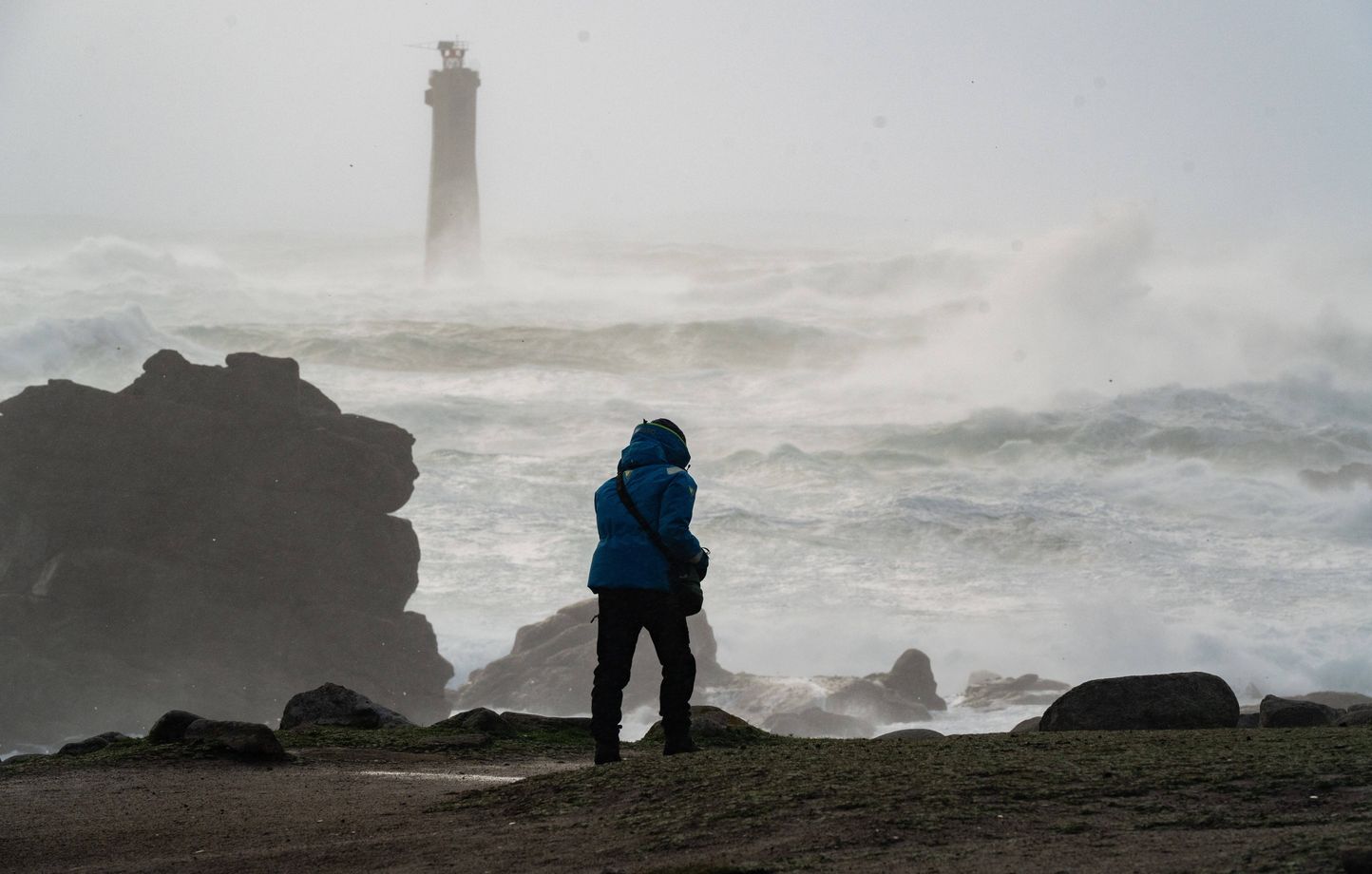 Crues et inondations : la tempête Pedro impacte la France avec des alertes rouge et orange