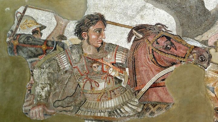 Découverte de Charax Spasinou, ville antique fondée par Alexandre le Grand en Irak