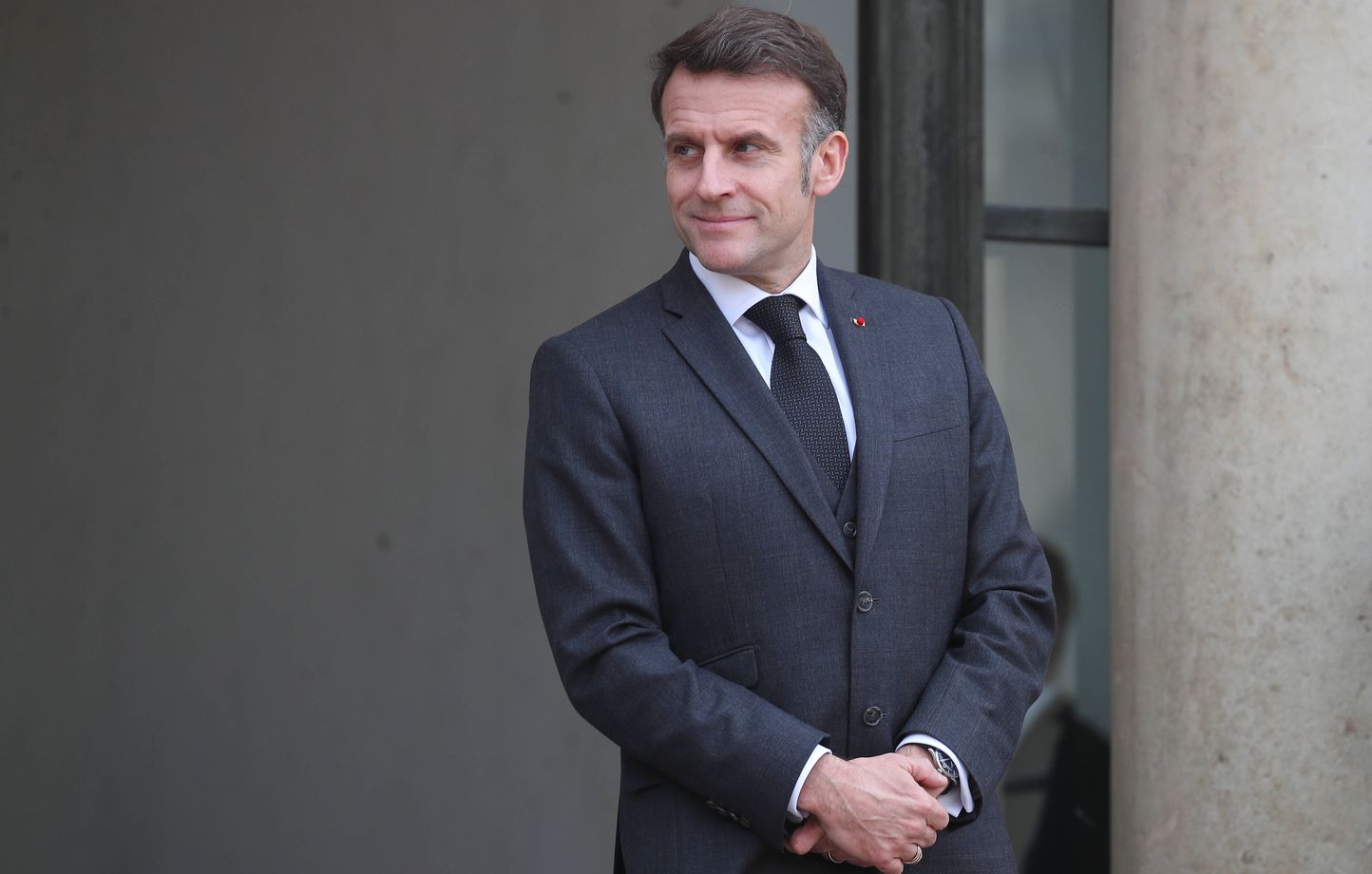 Emmanuel Macron progresse dans les sondages grâce à sa position à Davos