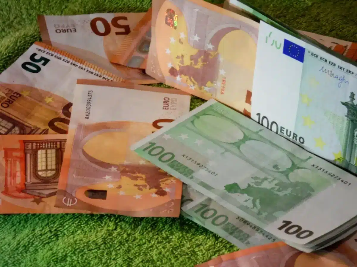 Épargne : découvrez comment les nouvelles règles du LEP peuvent vous rendre éligible sans que vous en soyez conscient.