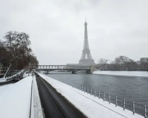 Événement météorologique : forte chute de neige attendue à Paris ce week-end
