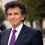 Jack Lang, l'intouchable sous le feu des rumeurs : implications financières, réseaux et lien avec l'affaire Epstein.