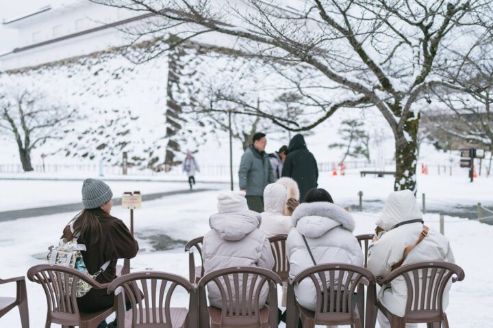 Japon : 30 morts à cause de chutes de neige exceptionnelles, l'armée mobilisée pour aider les sinistrés