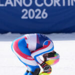 JO 2026 : les Bleus connaissent une journée difficile, tandis que Cizeron et Fournier Beaudry dominent les compétitions, et Seattle brille au Super Bowl, le PSG impose sa loi.