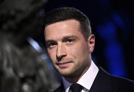 Jordan Bardella tente de redéfinir l'écologie pour le RN au World Impact Summit à Paris