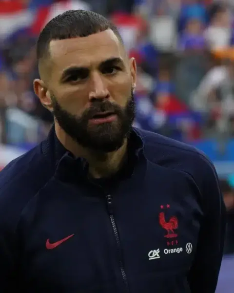 Karim Benzema et la gestion de ses investissements : les footballeurs parient gros en dehors du terrain.