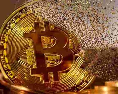 La chute du bitcoin se poursuit avec un prix de 63.180 dollars et un risque de cassure sous 60.000 dollars