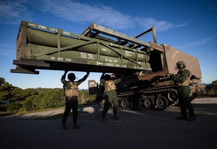 La France accélère son réarmement avec un budget militaire en hausse et des commandes massives