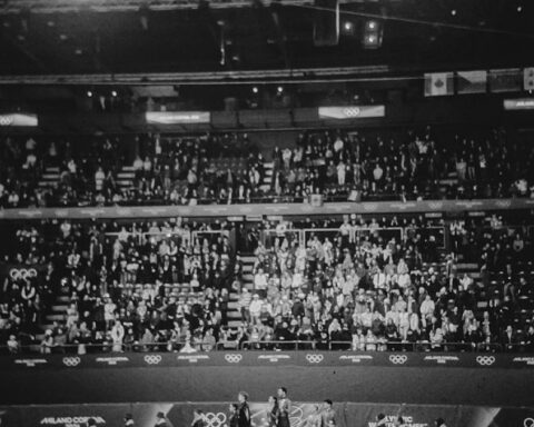 La France remporte l'or en danse sur glace à Milan, malgré les controverses