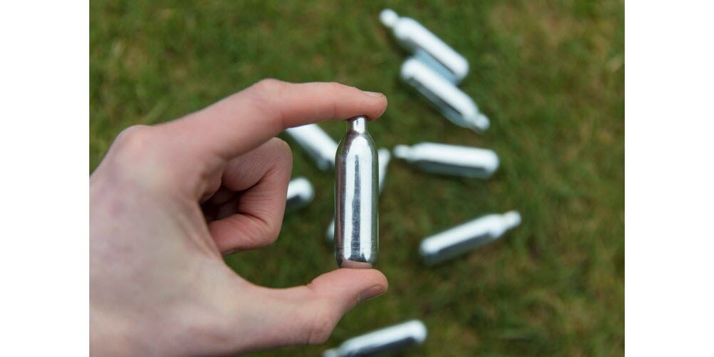 L'augmentation inquiétante de l'usage du protoxyde d'azote chez les jeunes en France