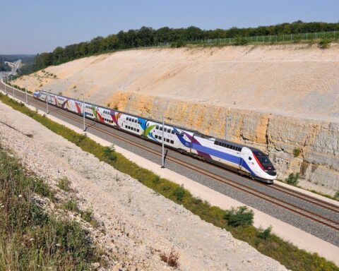 L'augmentation significative du prix des billets Ouigo depuis 2017.