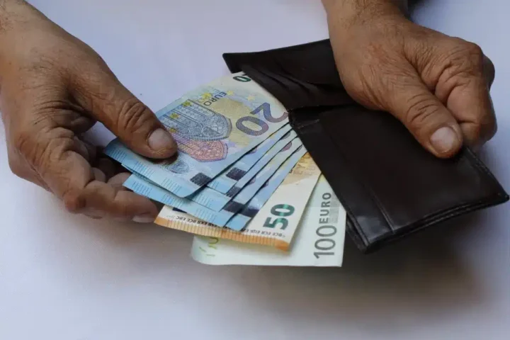 Le GIR renforce ses efforts de lutte contre le narcotrafic en Bretagne, bien qu'il reste peu connu du grand public.