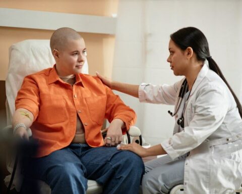 Le lymphome de Hodgkin chez les jeunes adultes : un cancer méconnu en pleine lumière