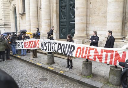 Le procureur de Lyon révèle que six personnes ont agressé Quentin Deranque, sans interpellations pour le moment