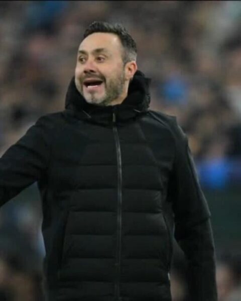 L'entraîneur de l'OM, Roberto De Zerbi, quitte le club d'un commun accord.